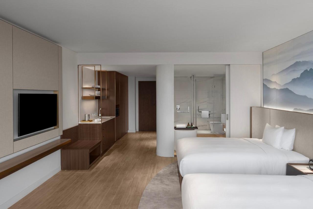 Crowne Plaza Vinh Yen City Centre By Ihg Εξωτερικό φωτογραφία