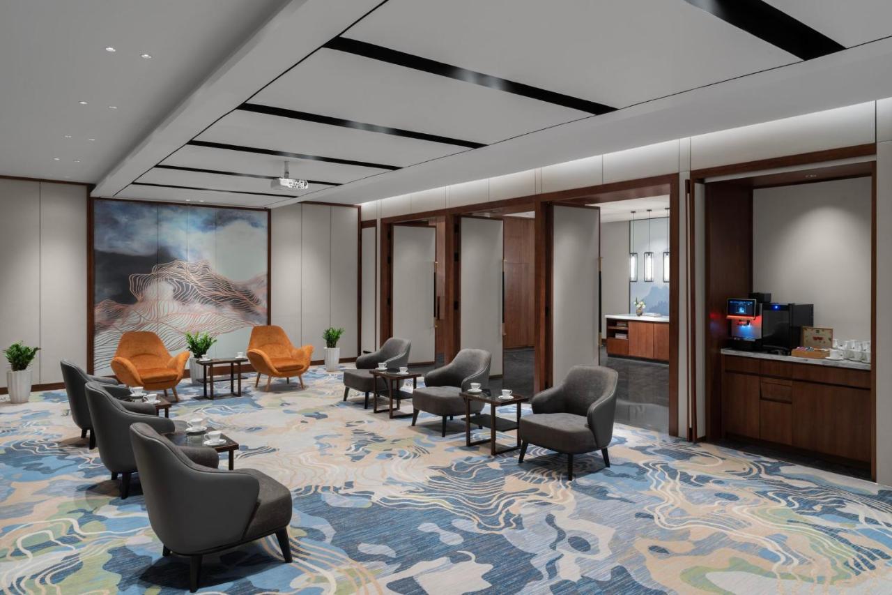 Crowne Plaza Vinh Yen City Centre By Ihg Εξωτερικό φωτογραφία