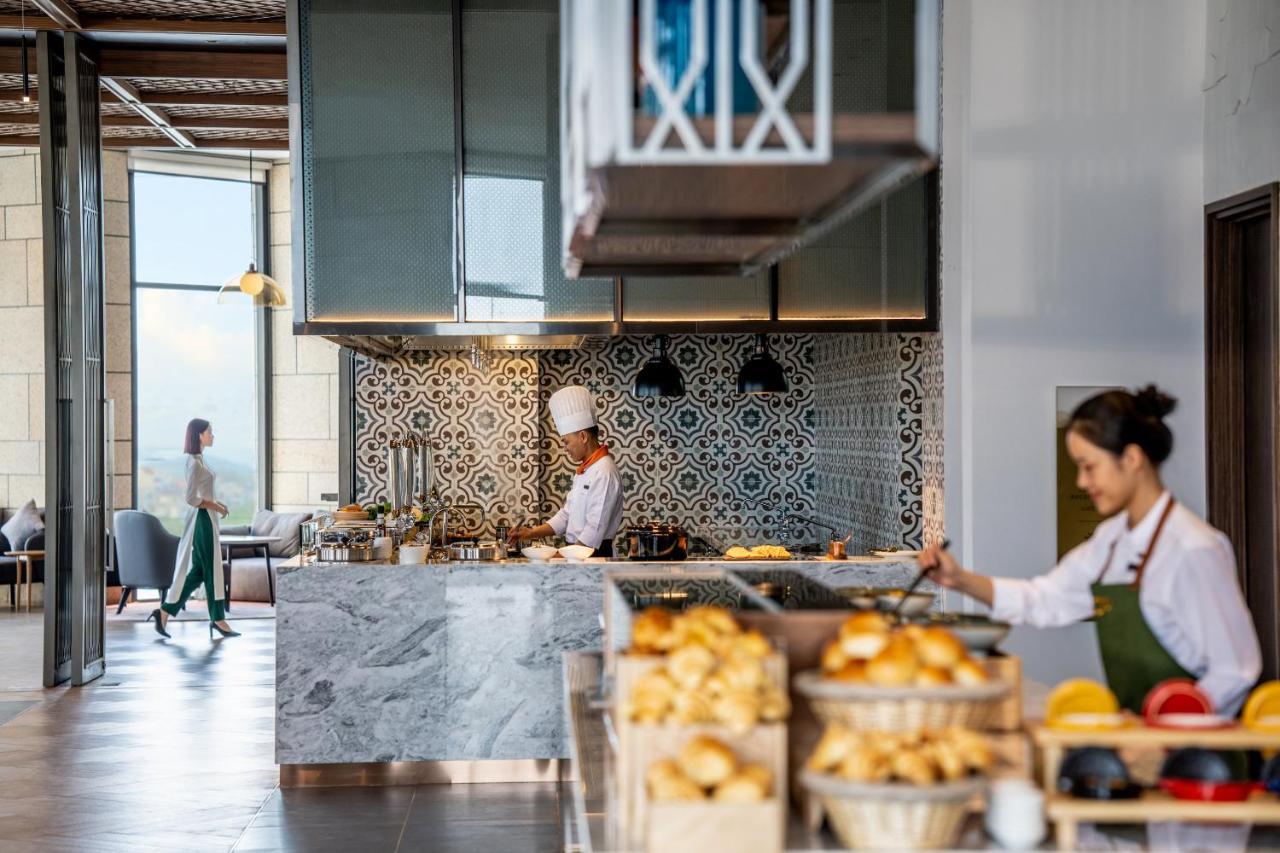 Crowne Plaza Vinh Yen City Centre By Ihg Εξωτερικό φωτογραφία